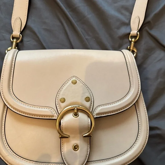 Coach Cream Leather Saddle Crossbody Bag - Picture 2 of 7